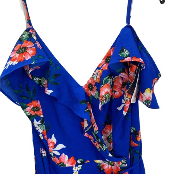 IZ Byer Beautiful floral dress add to your collection :) - Picture 5 of 9